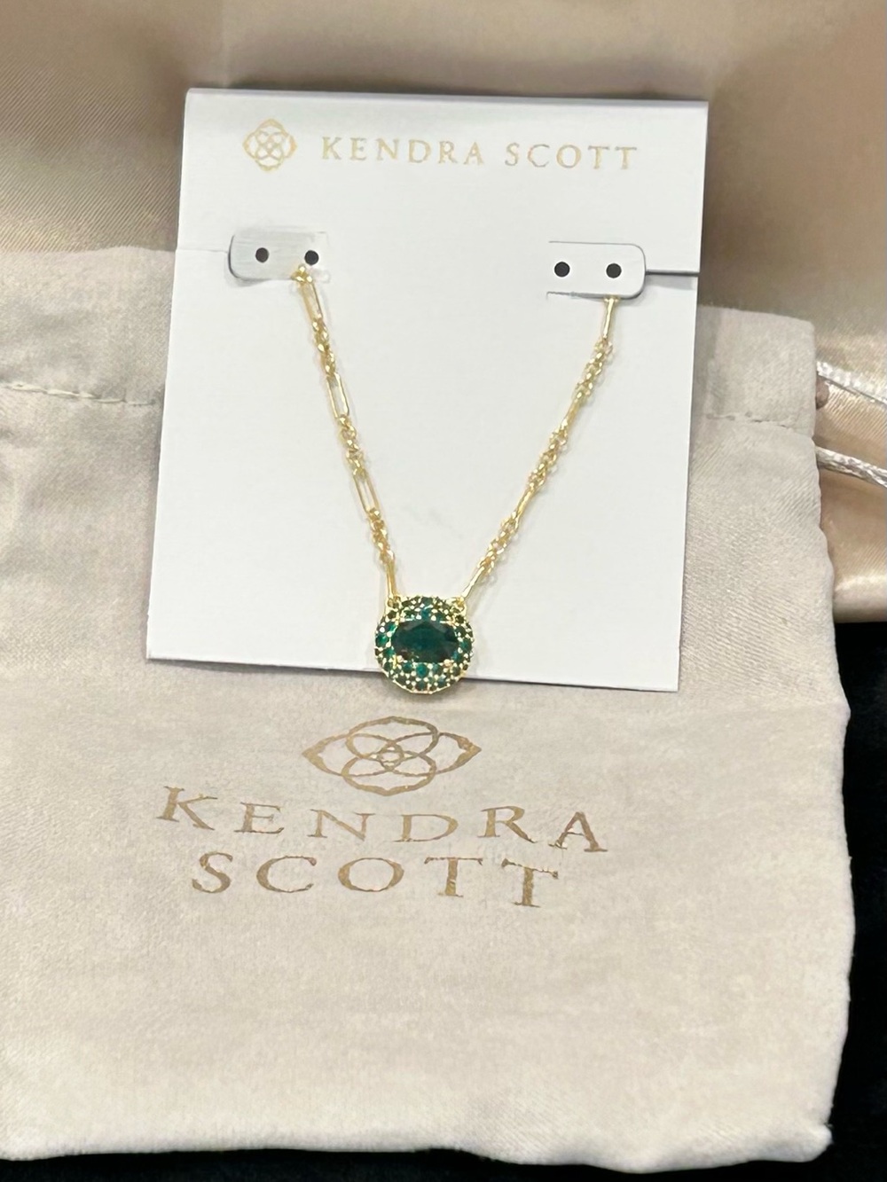 Kendra Scott Bella Gold Tone Short Pendant Necklace